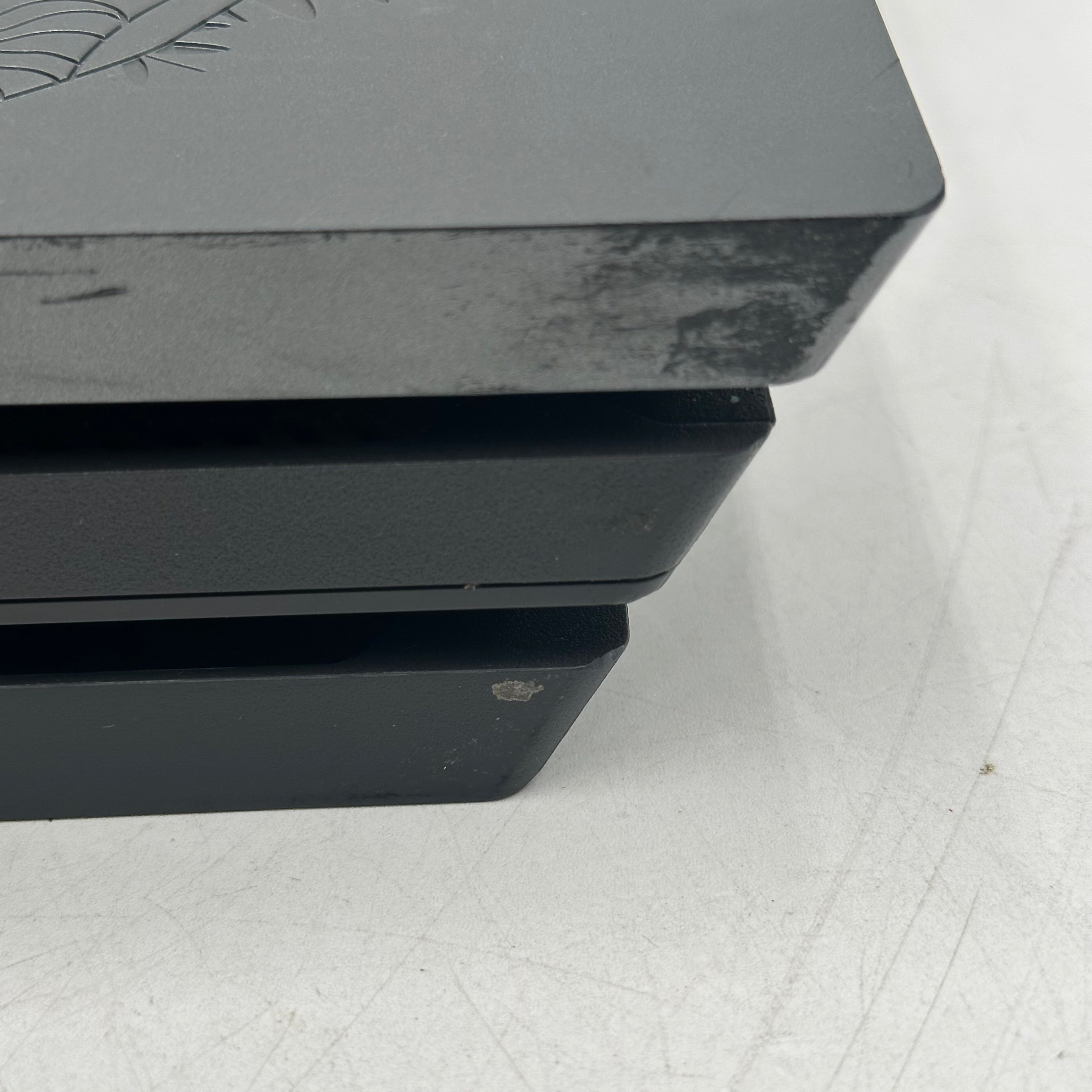 Sony PlayStation 4 Pro The Last of Us Part II Limited Edition 1TB CUH-7215B