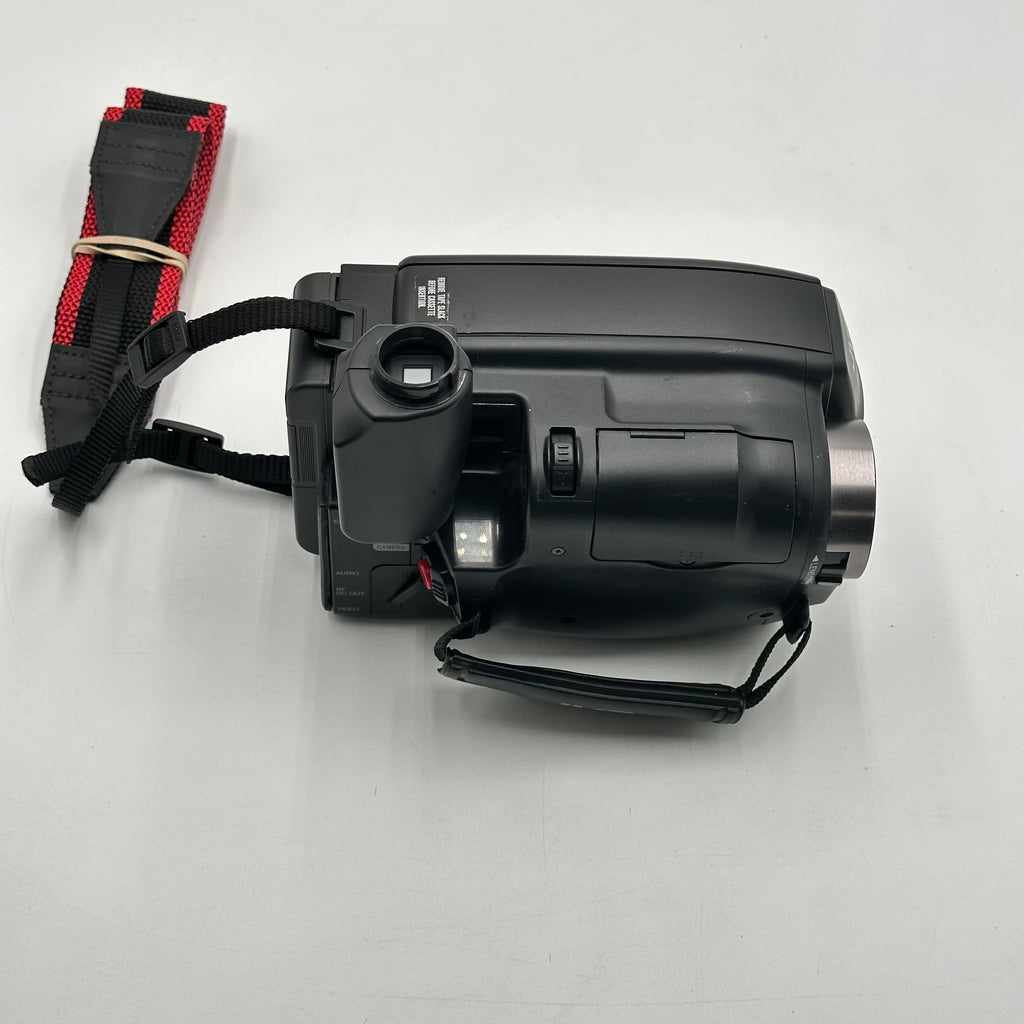 JVC GR-AX200U Camcorder - For Parts