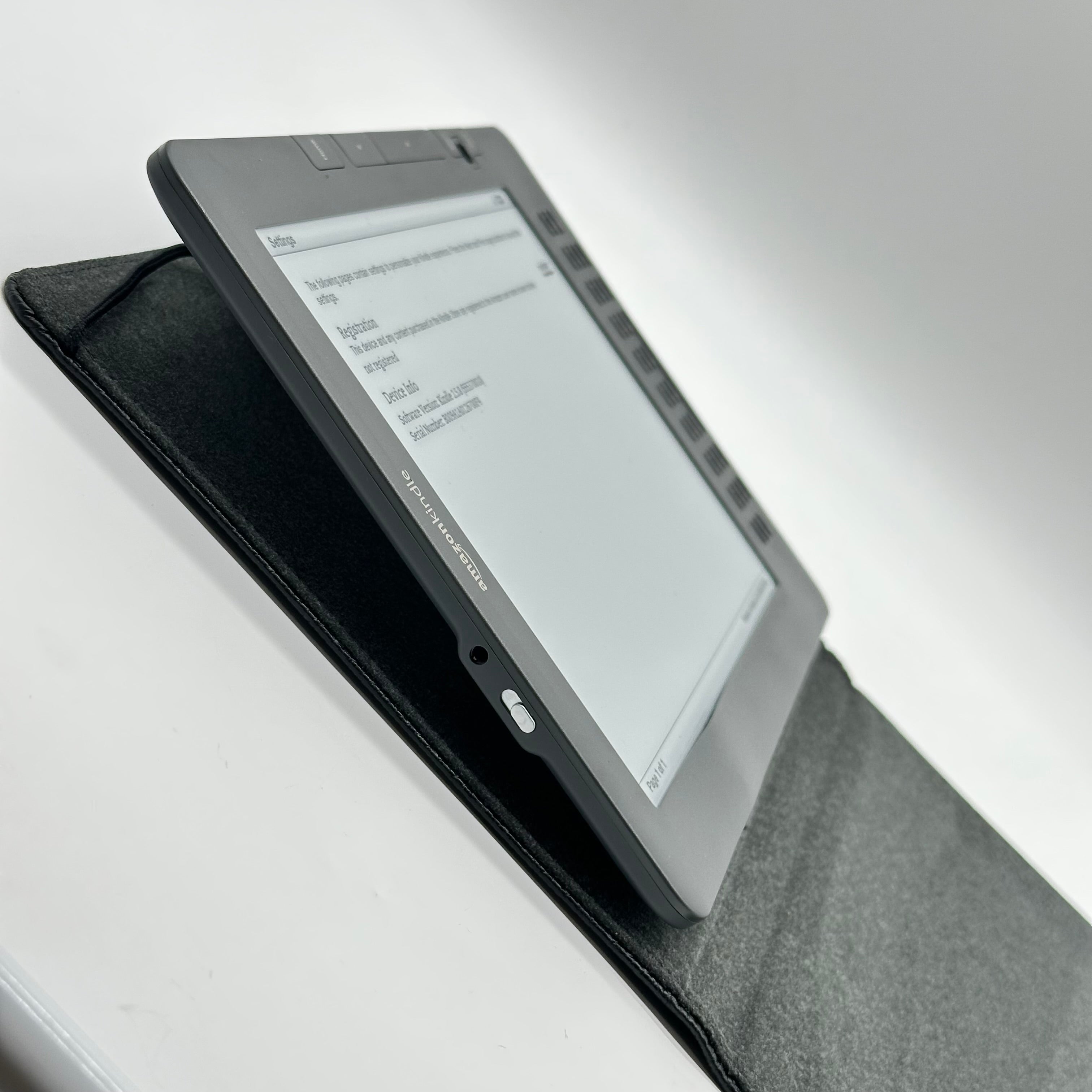 Amazon Kindle Fire Model D00801 7 Inch 32GB Gray Wi-Fi