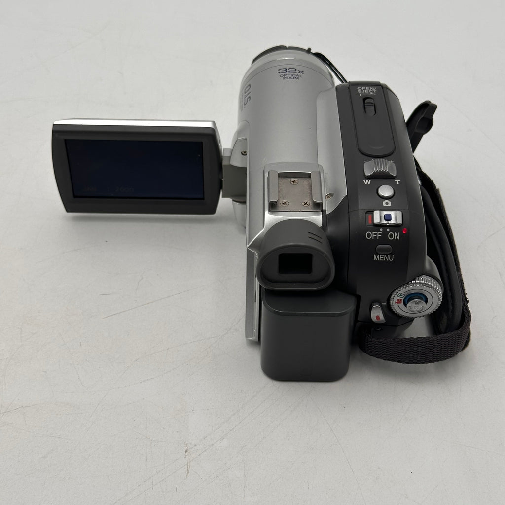 Panasonic PV-GS80 Camcorder Gray 32x Optical Zoom