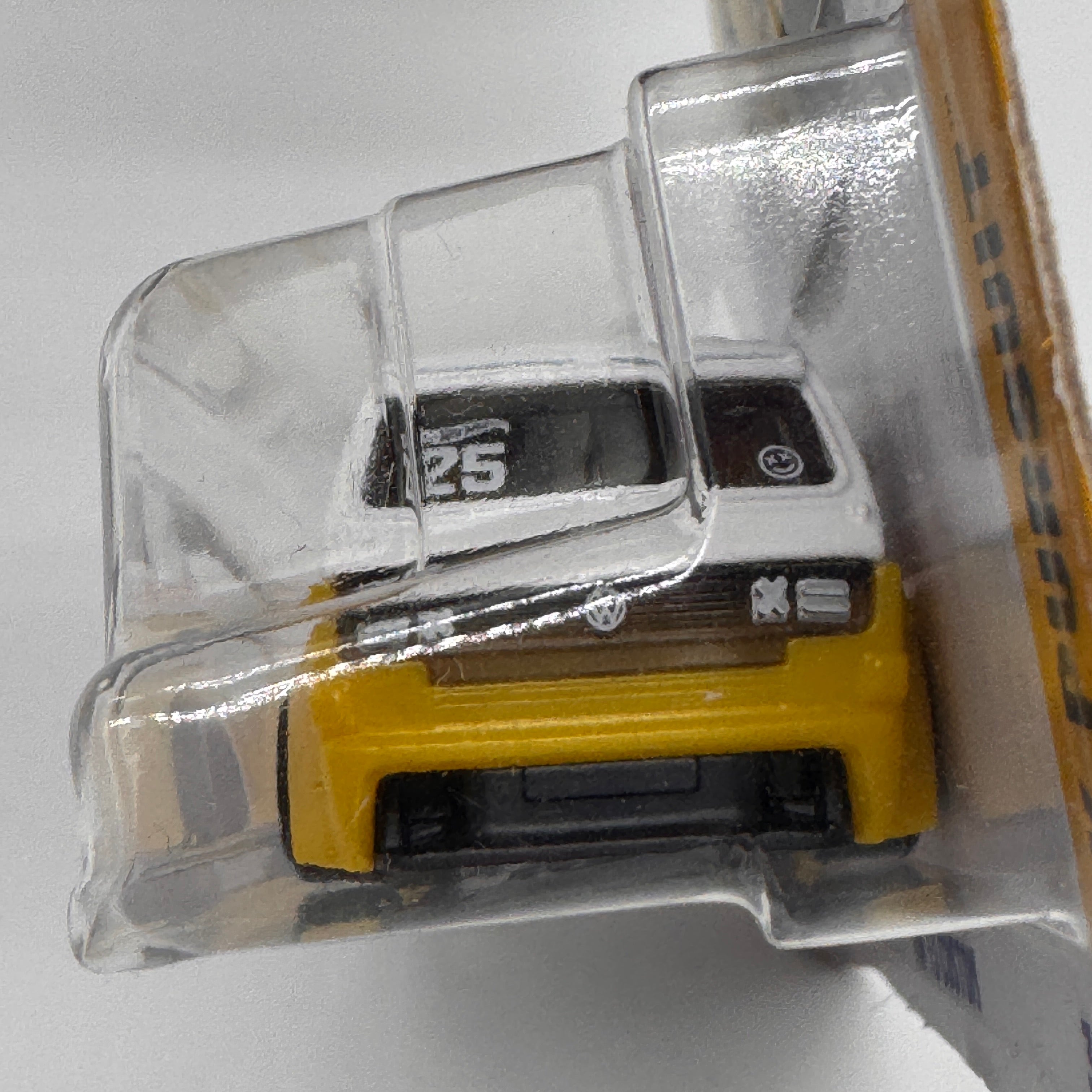 Hot Wheels VW T3 Custom #1