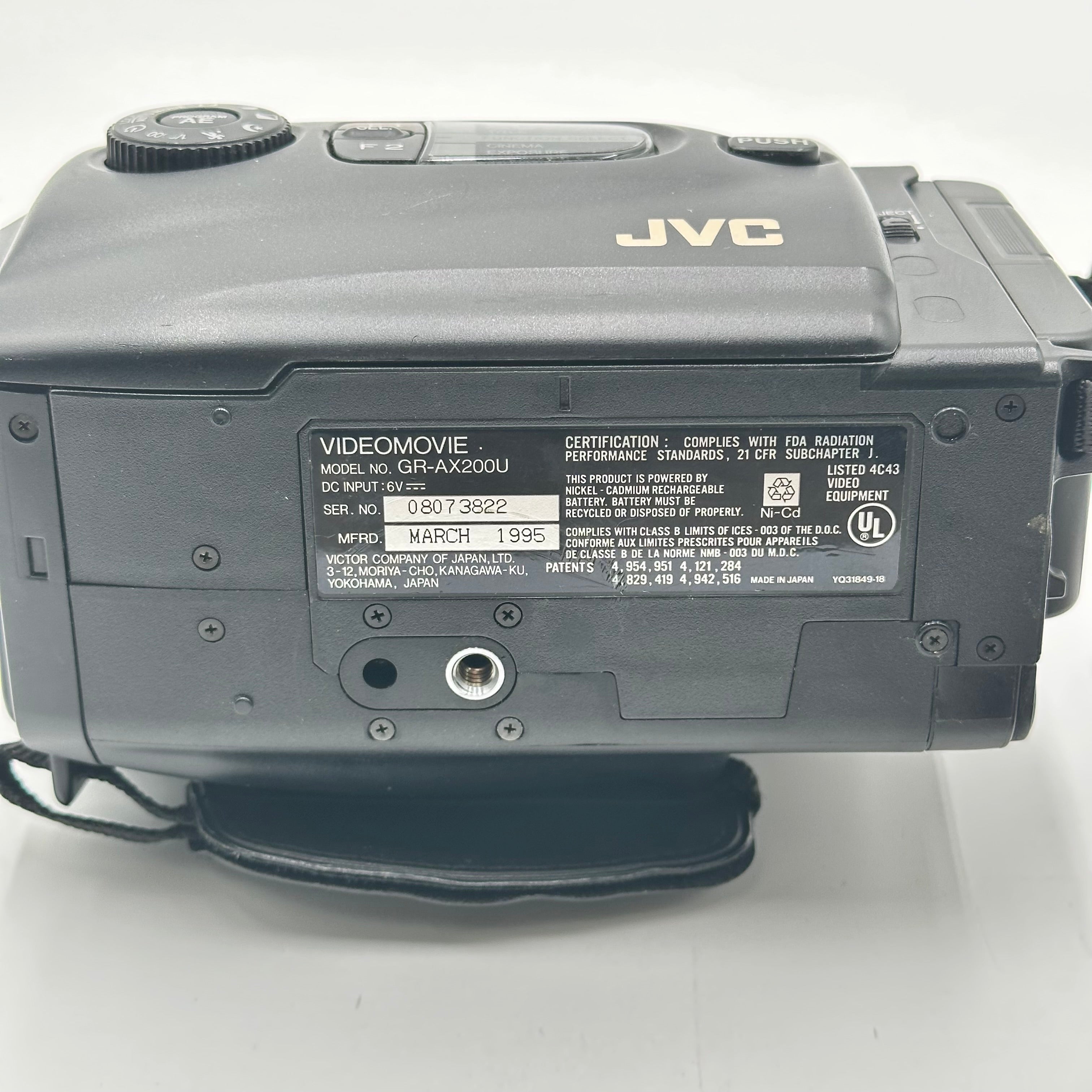 JVC GR-AX200U Camcorder - For Parts