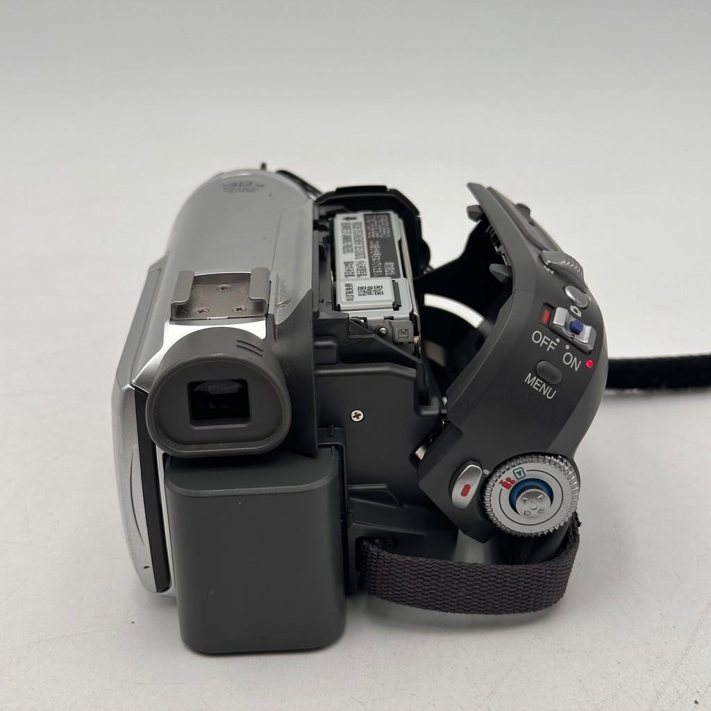 Panasonic PV-GS80 Camcorder Gray 32x Optical Zoom