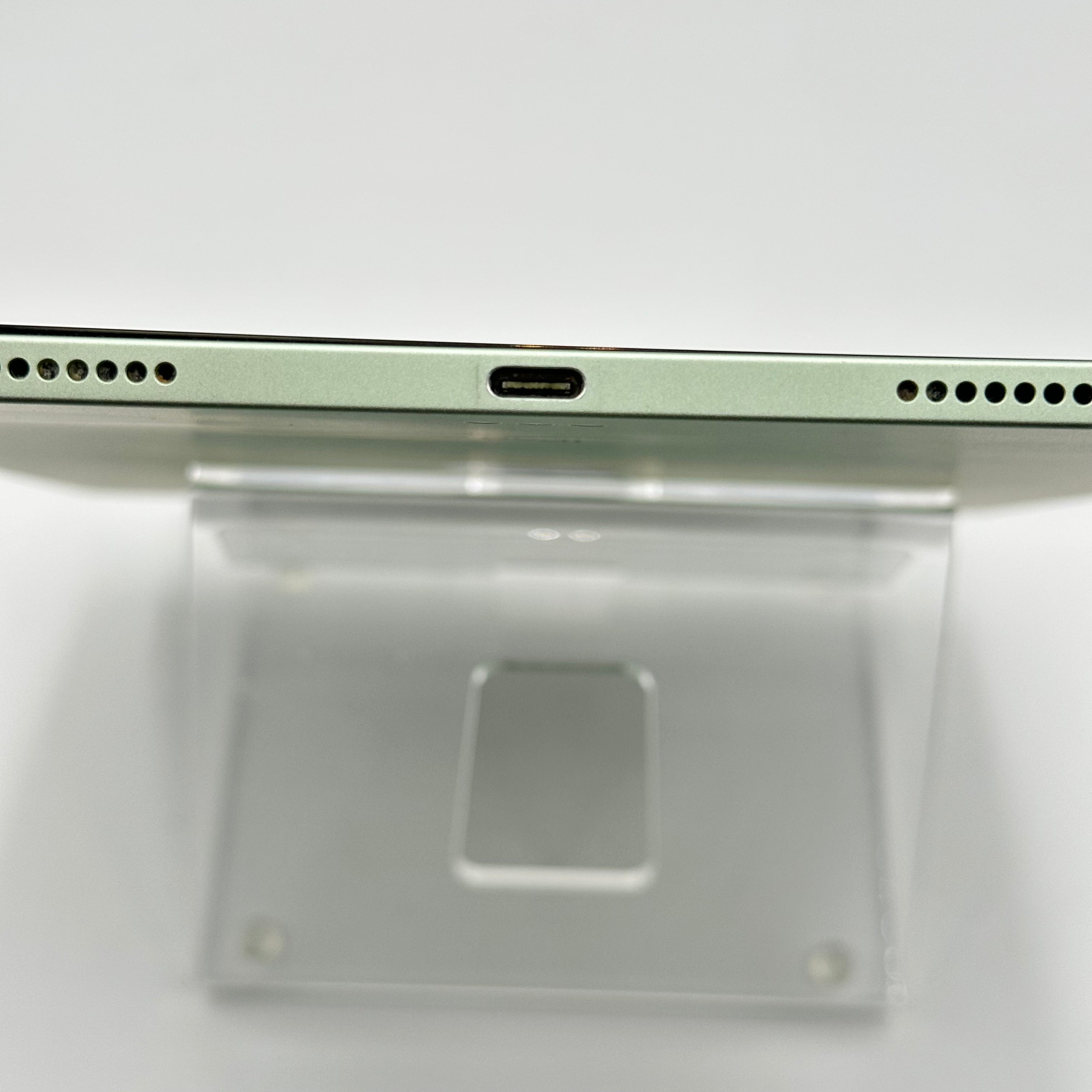 Apple iPad Air (4th Gen) A2316 64GB Green For PARTS