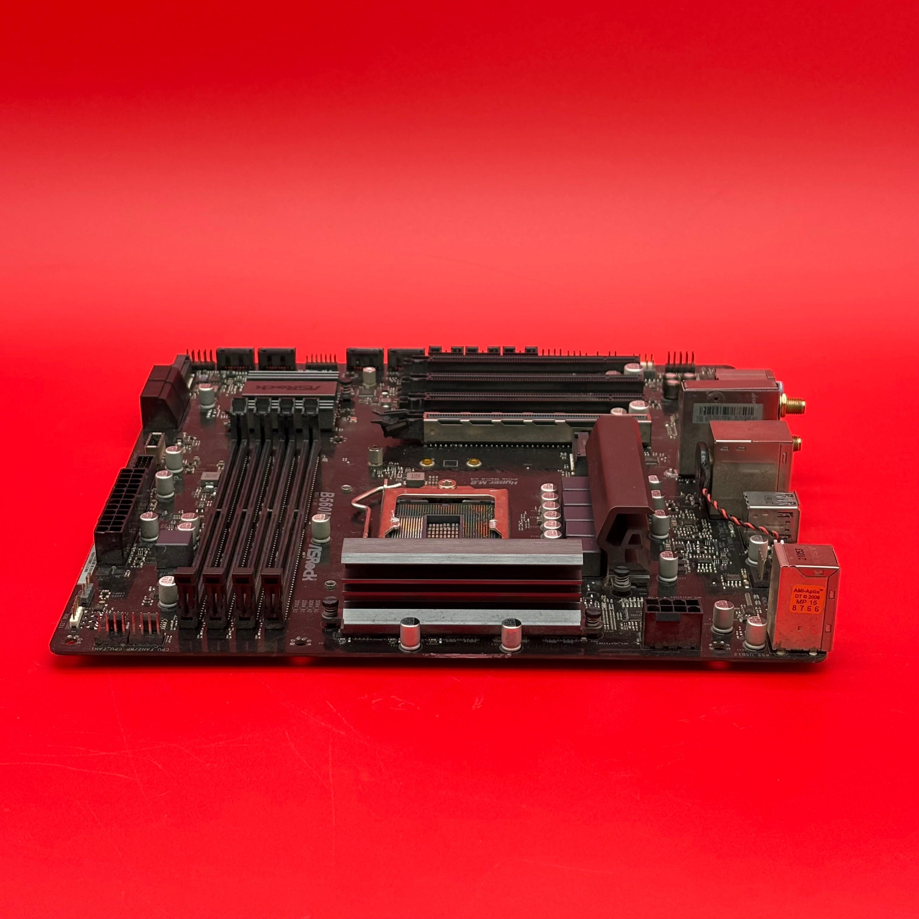 ASROCK B560M-C Hyper M.2 PCle Gen4 X4 Black FOR PARTS