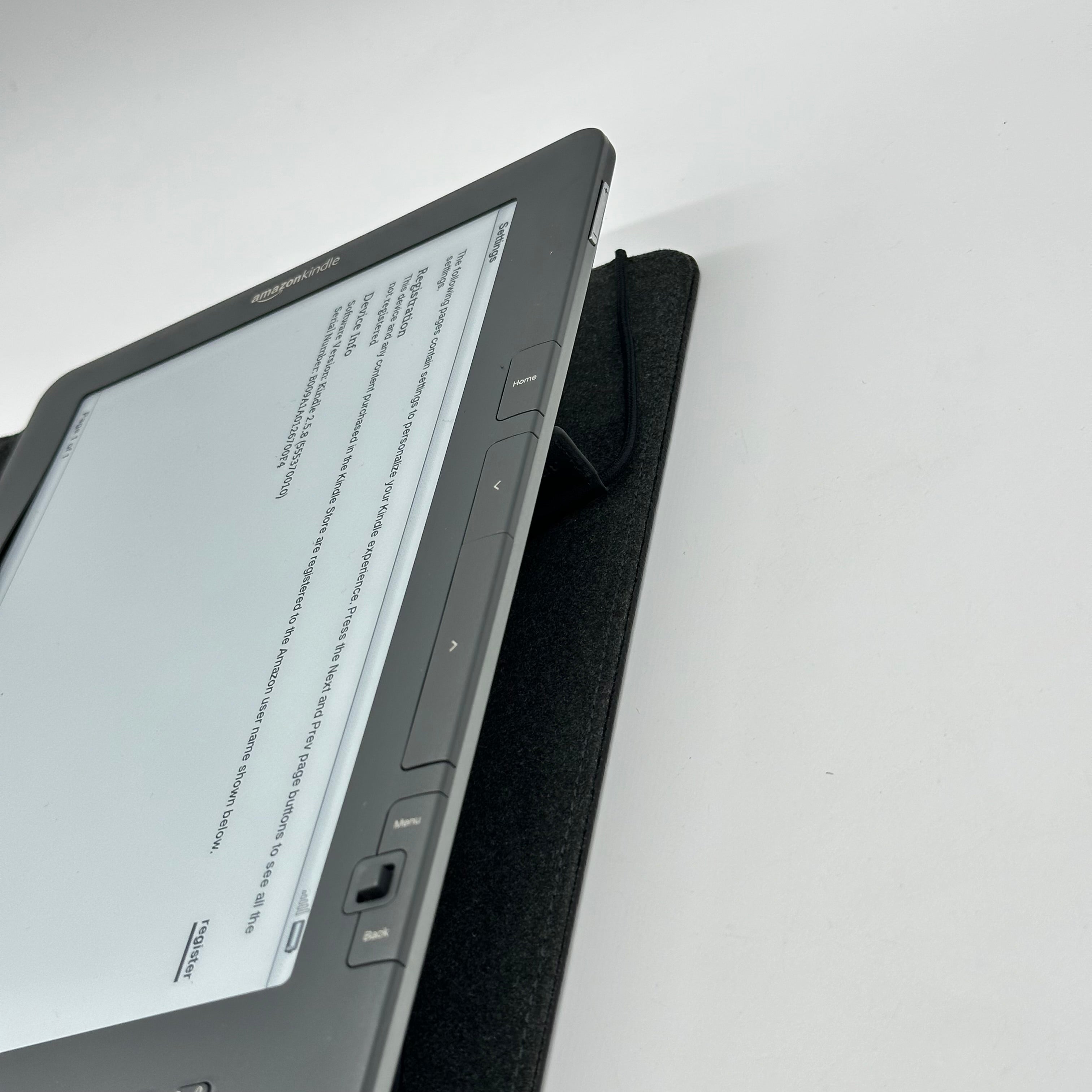 Amazon Kindle Fire Model D00801 7 Inch 32GB Gray Wi-Fi