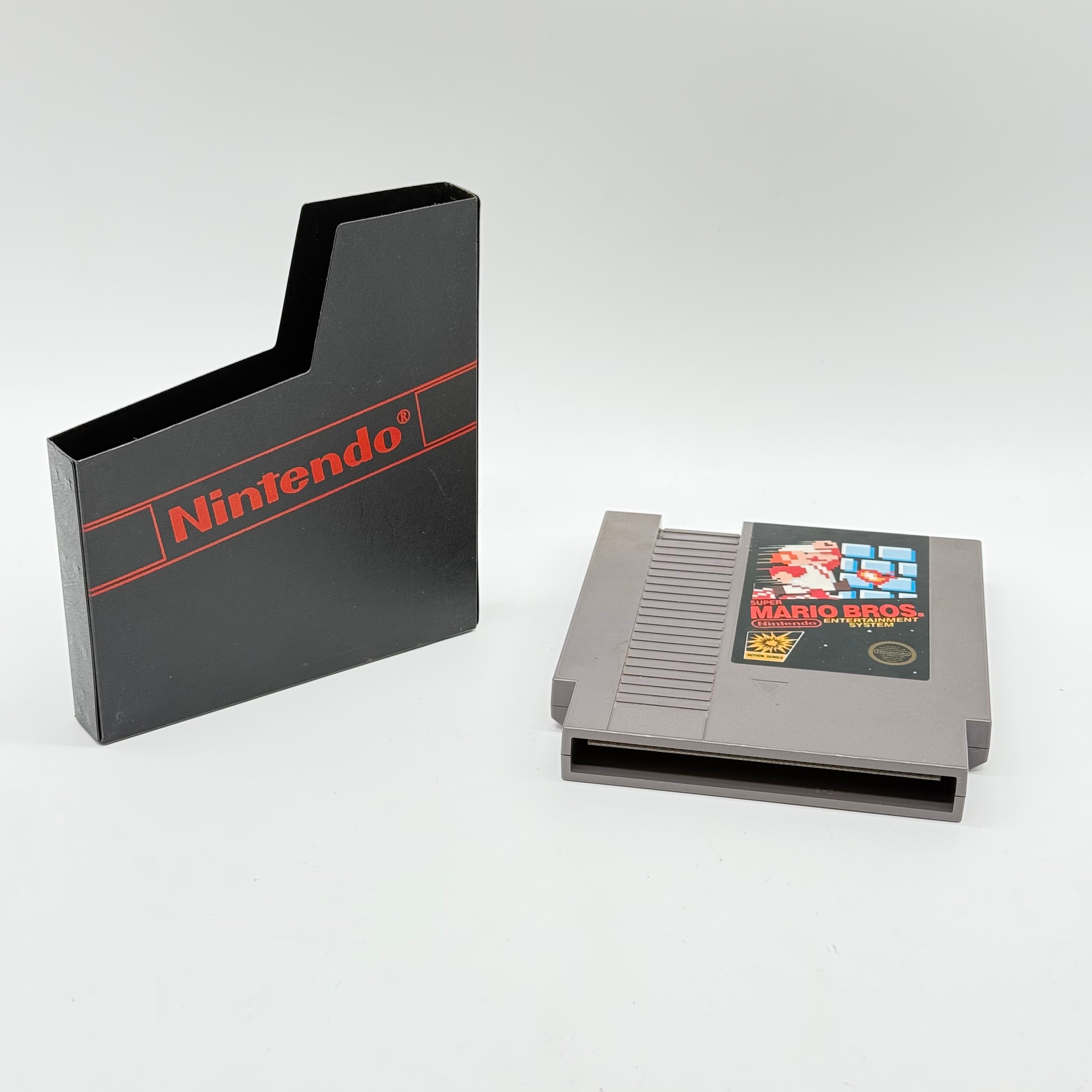 Nintendo Super Mario Bros. Video Game 5 Screw Edition 1985 - (Original Version)